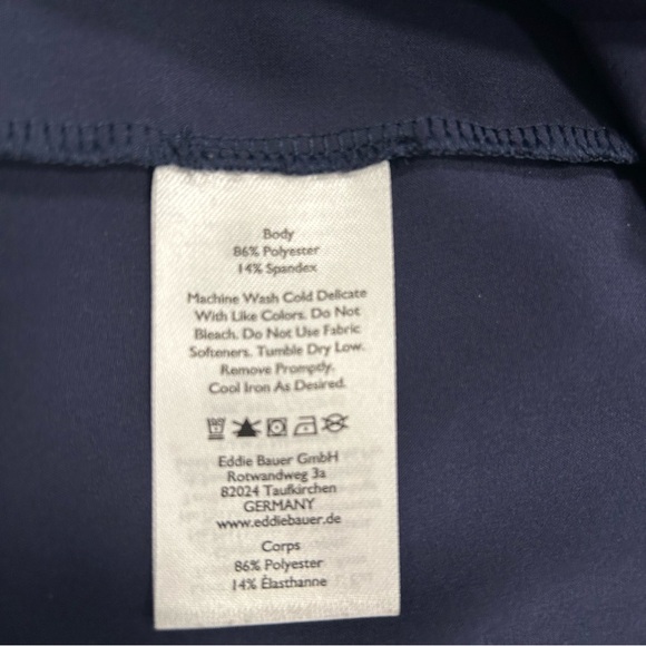 Eddie Bauer Women’s Button Down shirt, Navy, XL - Picture 11 of 11